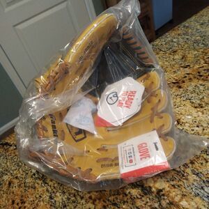 Franklin 22607 10inch Glove Brand New RHT Right Hand Throw